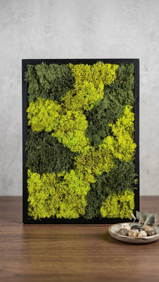 Stabilized moss painting “Green Contrast” 5