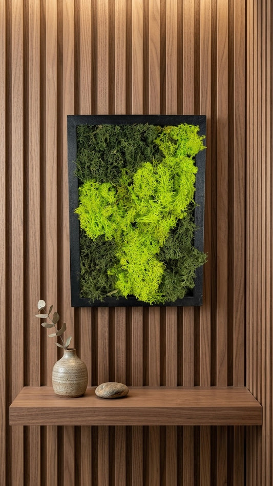 Stabilized moss painting “Green Contrast” 2