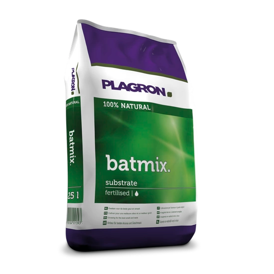 Maaperä lepakkolannoitteella Bat Guano BATMIX 25L