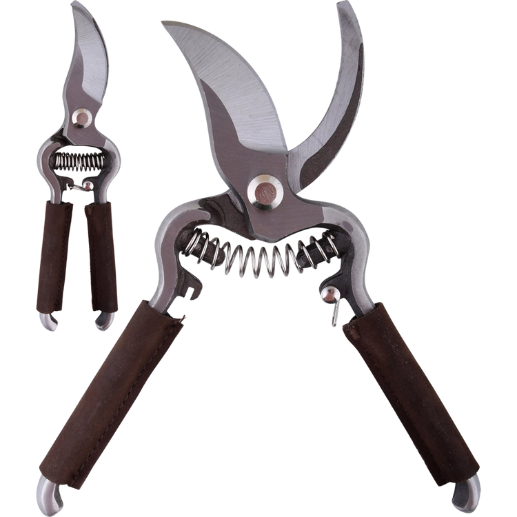 Garden shears with leather handle